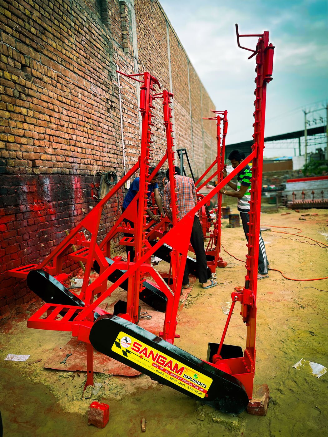 Side cutter — cutter bar